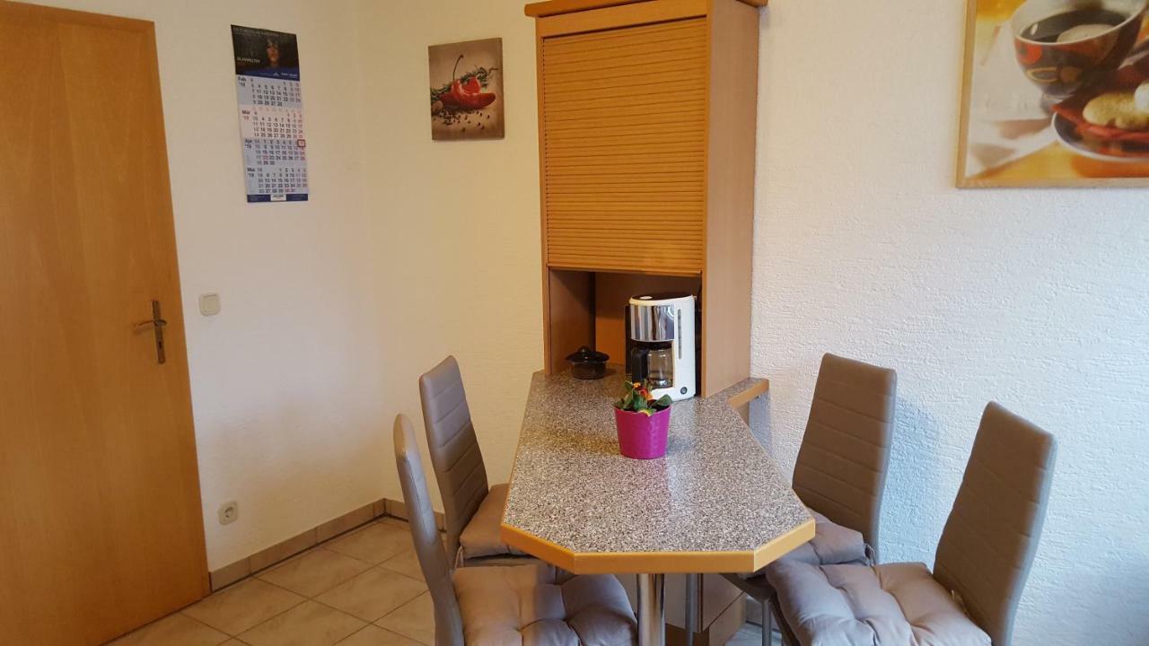 ZeitRaum Mandy In Brandy Apartment Waldsolms ภายนอก รูปภาพ