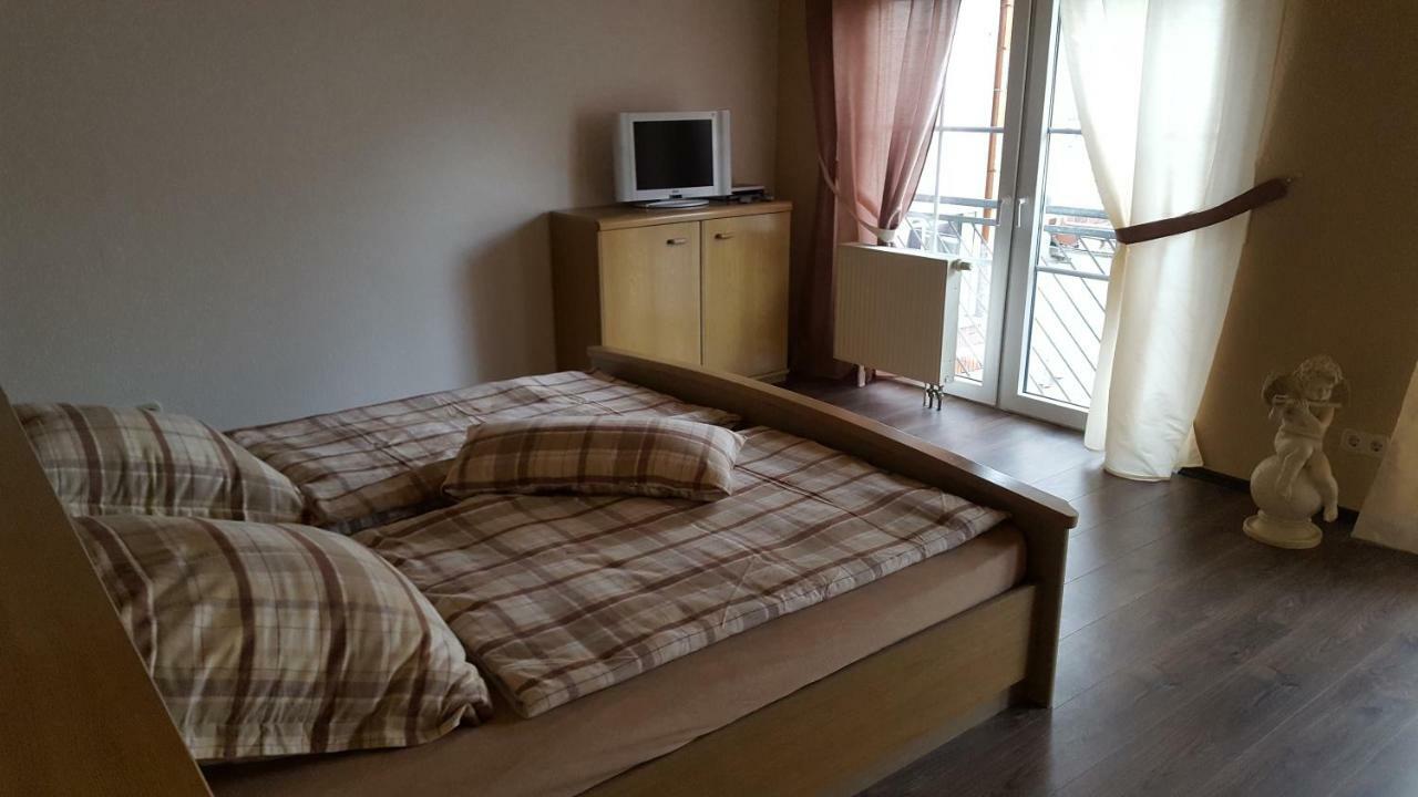 ZeitRaum Mandy In Brandy Apartment Waldsolms ภายนอก รูปภาพ